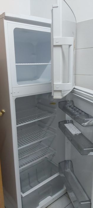 Masina de spălat Beko 6kg și Frigider Artic