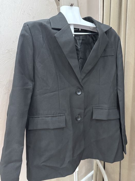 Продается пиджак новый