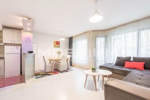 Продава се Тристаен апартамент в Варна, Генералите - 90 кв.м за 2278 €/кв.м - Снимка #2