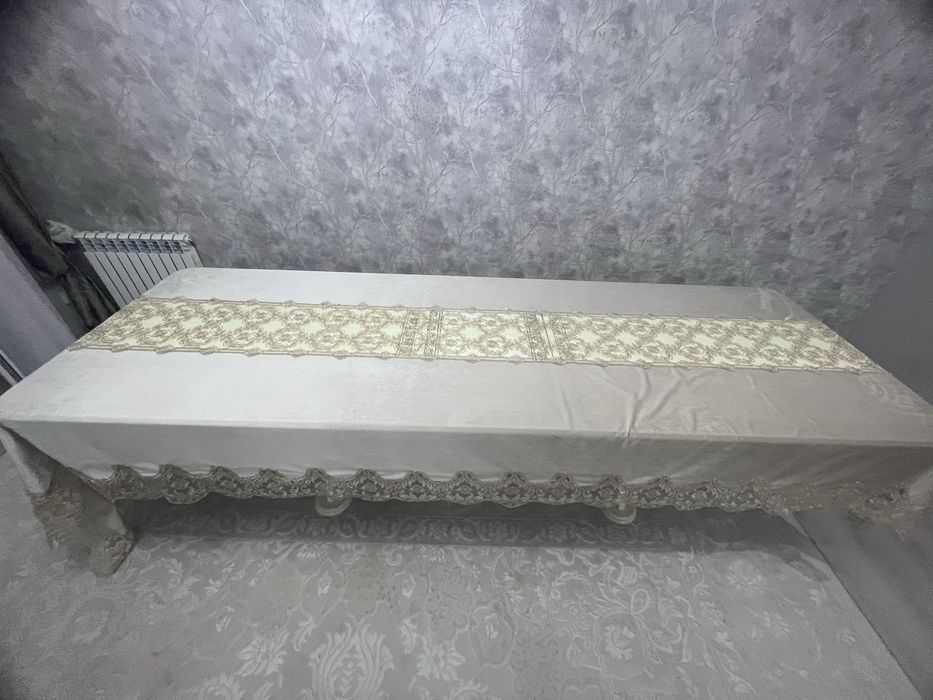 Раздвижной стол+стулья
