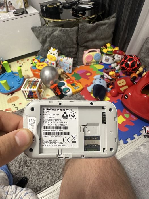 Vand Router wireless portabil HUAWEI E5577-320