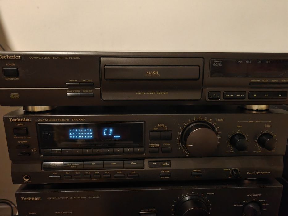 Amplificator  și tuner techmics, boxe, universum, onkyo, Quadral