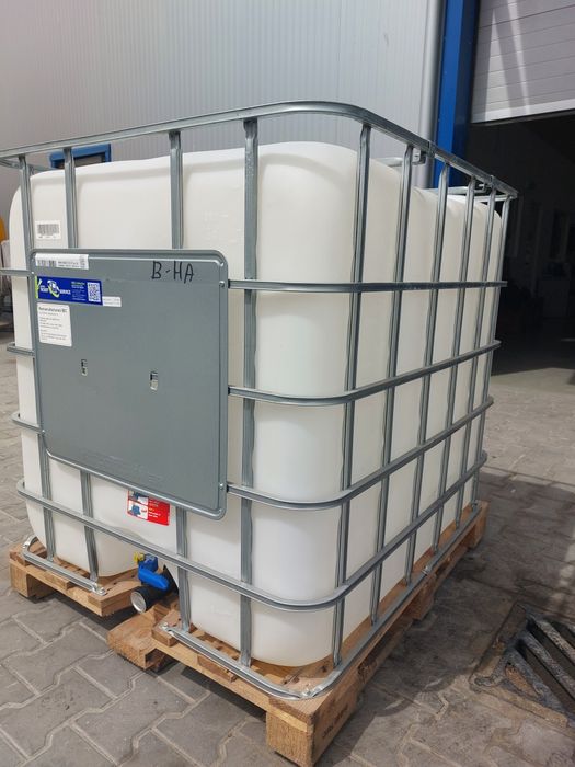 Бидон,цистерна безплатна доставка за Варна,,съд резервоар, 1 тон 100