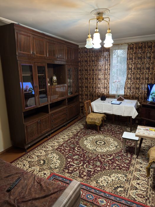 Продаётся своя квартира Чиланзар Домбирабод