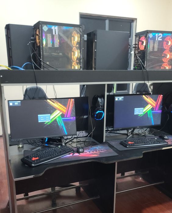 Internet-kafe kompyuterlari to‘plam sotiladi (20 dona)