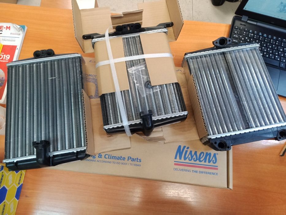 Радиатор печки на Мерседес