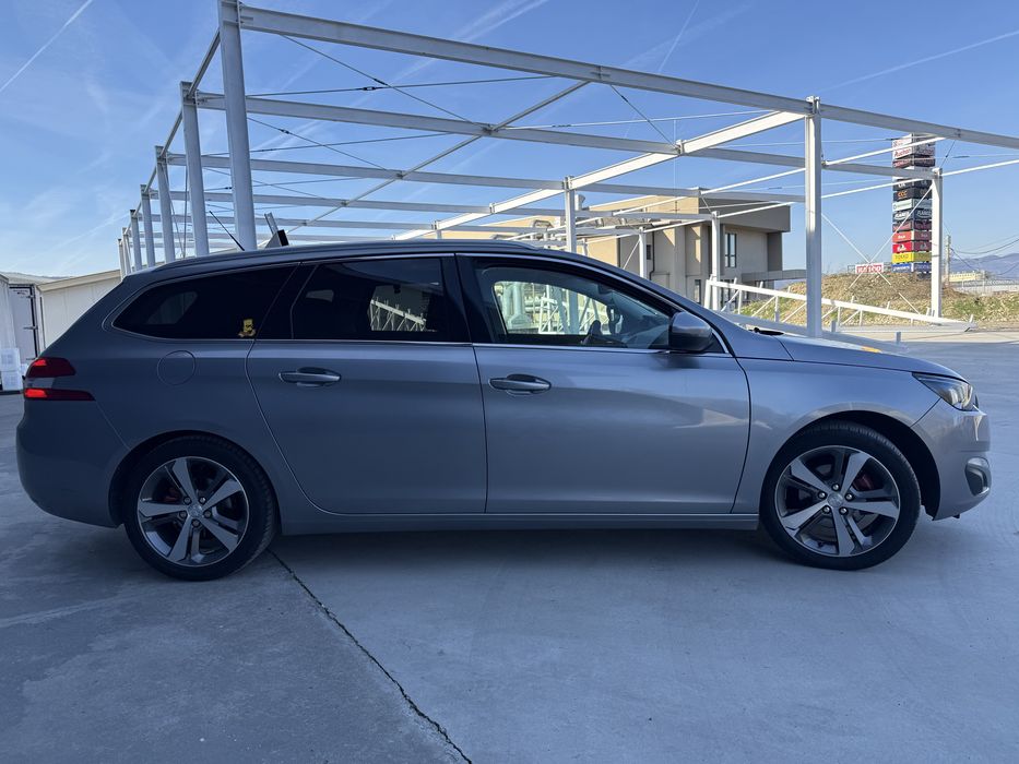 Peugeot 308 SW 2015