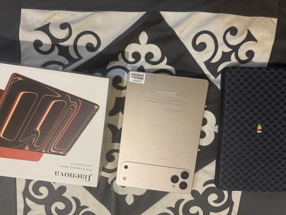 Продам планшет 17про макс