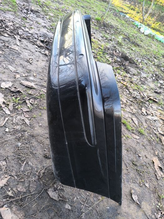 Продавам задна броня Mercedes w203 комби