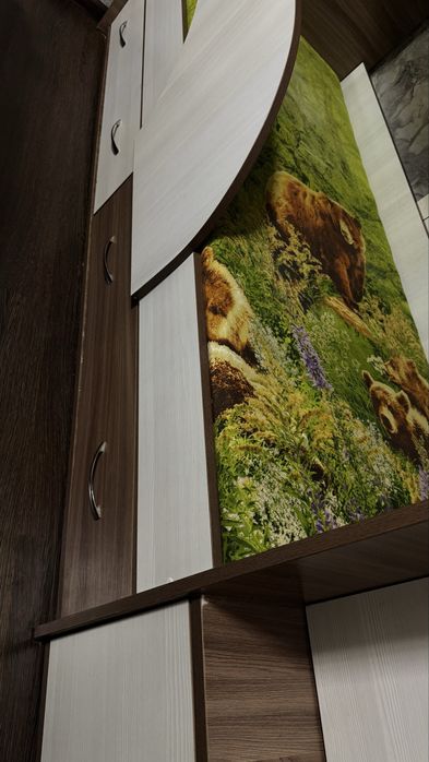 Двухъярусная кровать