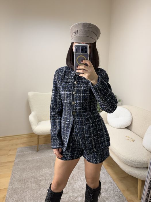 Елегантен костюм от 2 части