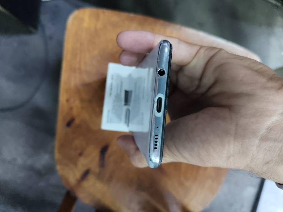 Samsung A51 xotrasi 128gb karopka dakumenti bor