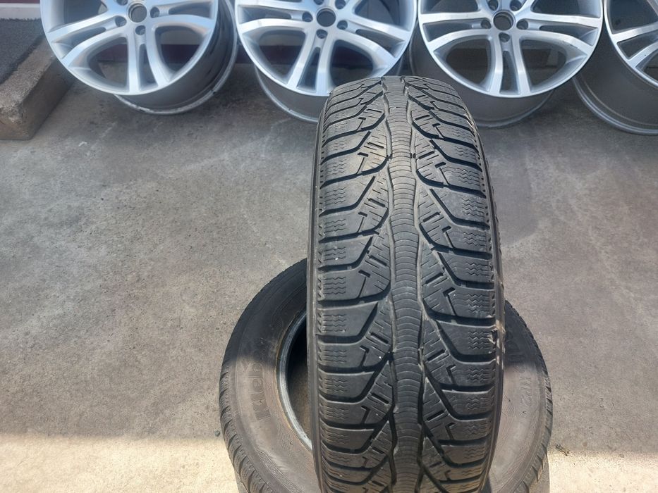75 lei bucata! Doua anvelope de vara 175 70 r14 Kleber
