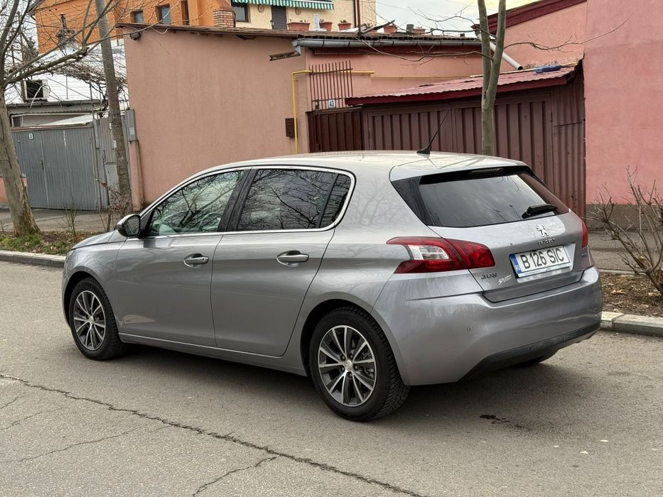 Peugeot 308//An Fabricatie 2017//1.2 Benzina