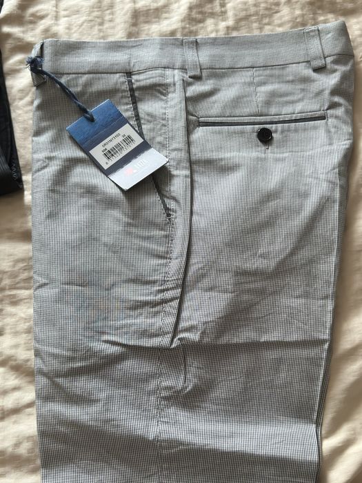 Брюки новые Турция 40р