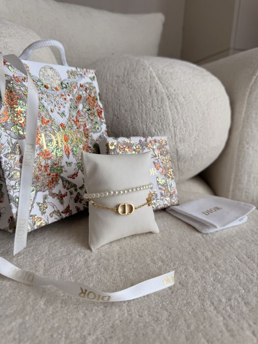 Bratara Dior cu perle