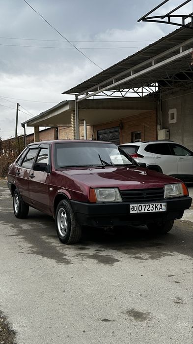 Лада Самара 21099