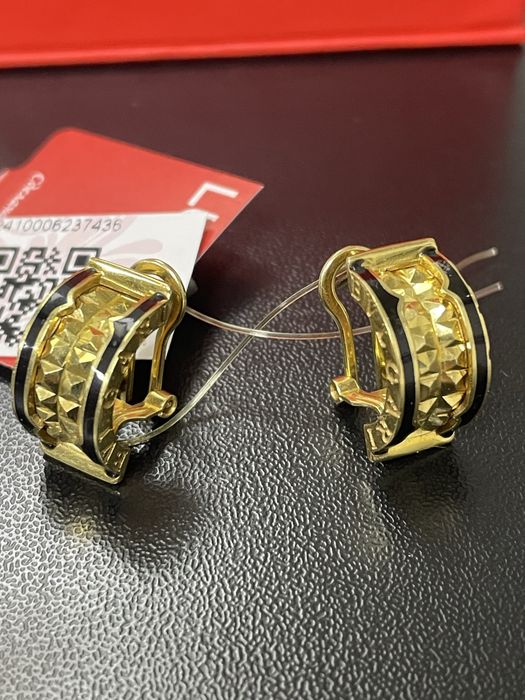 Серьги золотые 750 пробы.