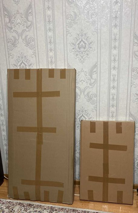 Стол для спальний