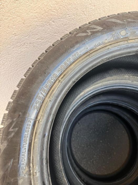 Зимние шины 235/55 R19