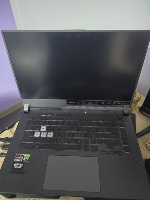 Laptop gaming Asus rog strix G15