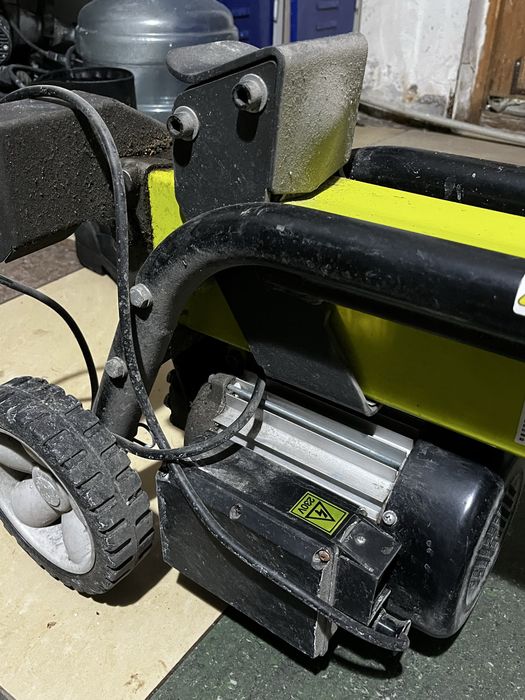 Дровокол RYOBI, Электрический дровокол