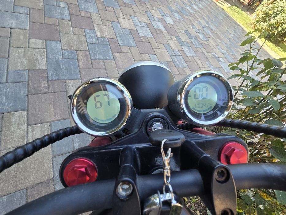 Vand motoscuter electric