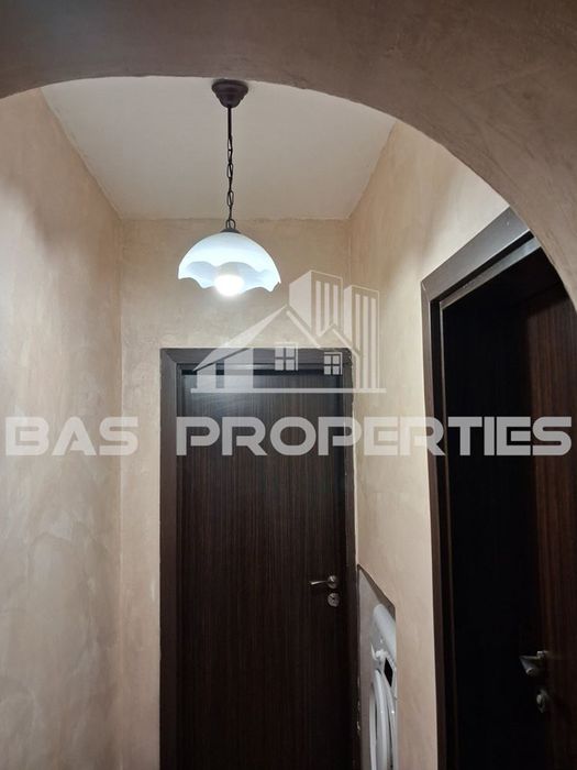 Продава се Тристаен апартамент в София, Полигона - 65 кв.м за 2924 €/кв.м - Снимка #11