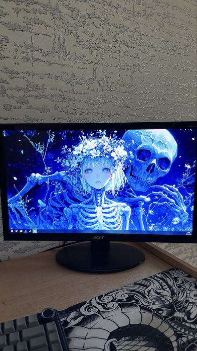 Монитор acer в хорошем состоянии