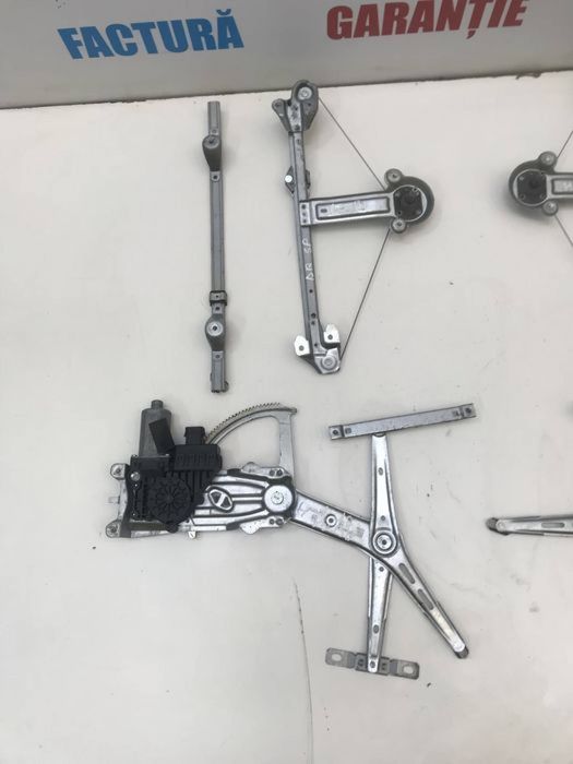 Macara usa portiera stanga dreapta fata spate Opel Astra H