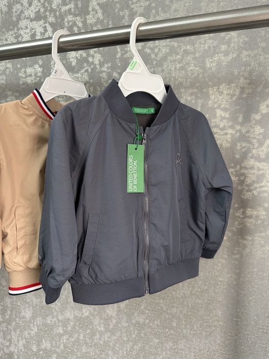 Бомбер детский на весну Benetton