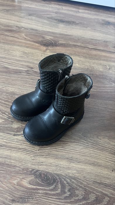 Зимняя обувь сапоги 26 размер