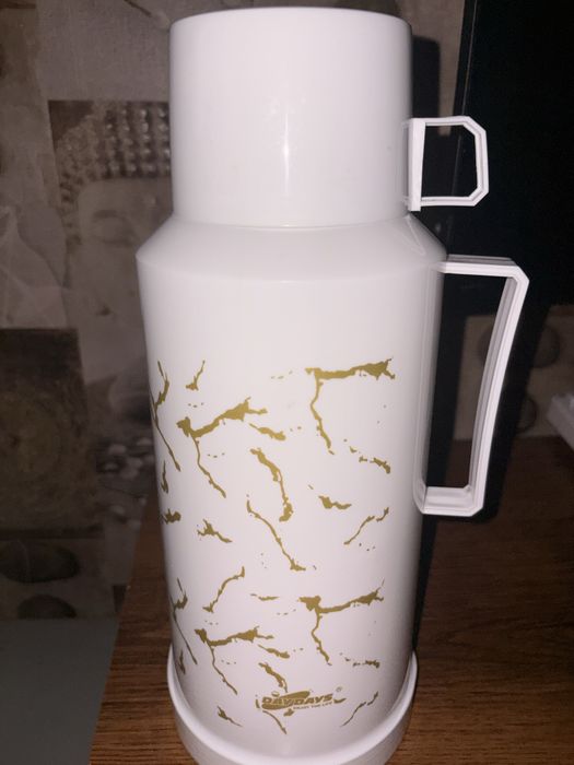 Термос очень хороший очень хорший