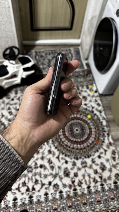 Nokia 8800 Art  yaxshi sastayanya