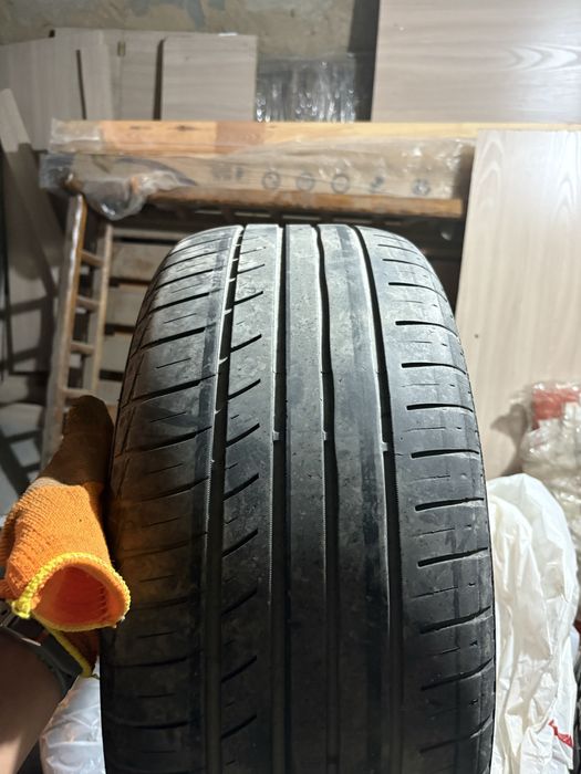Продам комплект резины Road X