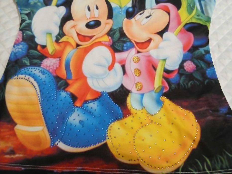 Черна  вталена рокля с геометричен топ – нова! , Нова тениска с 3D щампа Mickey Mouse