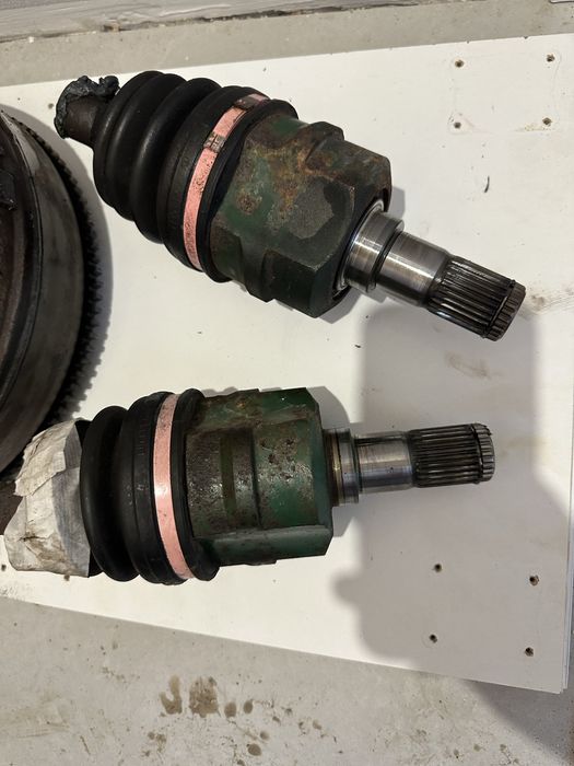 Запчасти на Mitsubishi Eclipse 2g