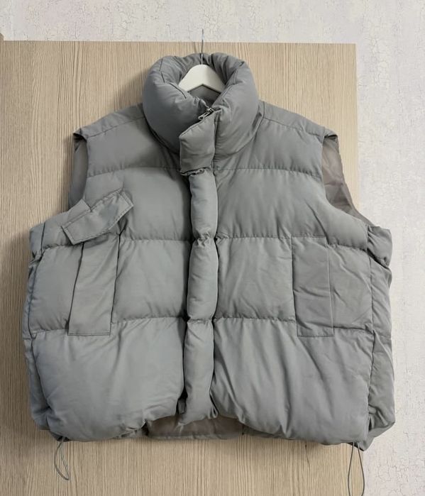 Без рукавка новая