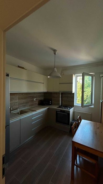 Inchiriez apartament 2 camere Rotar Park , Bucuresti