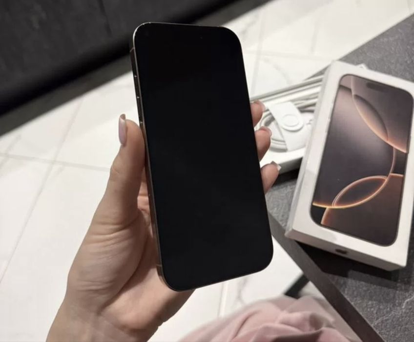 Айфон 16 Pro на 256