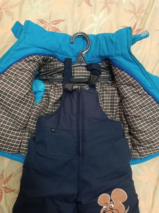 Продам детские куртки 2 шт за 2000тг