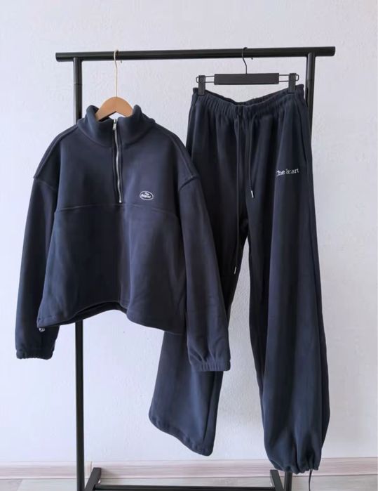 Женская спортивка