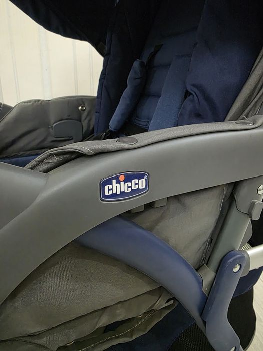 Chicco Simlpecity детская коляска