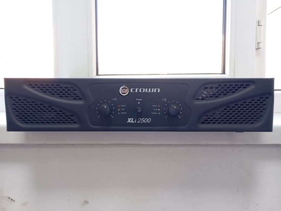 Усилитель Crown XLi 2500