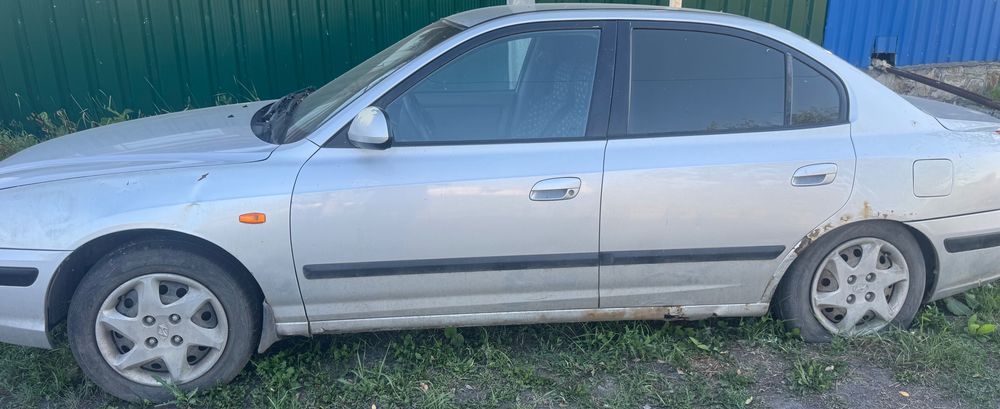 Продам Hyundai Elantra 1.6 gls