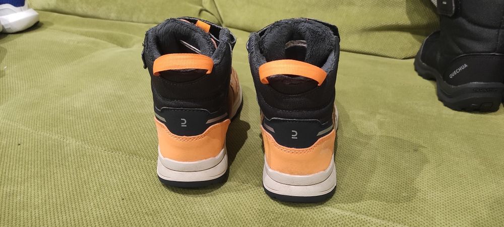 32 номер цената е за трите чифта