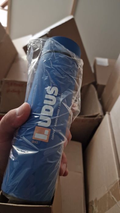 Термос новый в хорошее качество