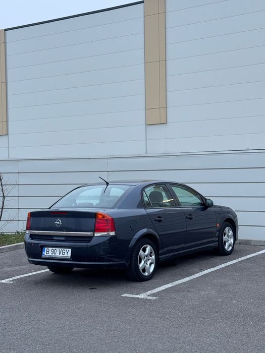 Opel vectra/138000 km reali/stare buna!