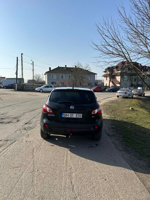 Nissan qashqai 2011 2.0
