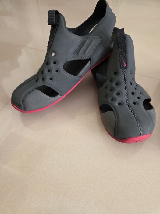 Детски сандалки NIKE